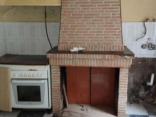Maison à Calle dehesa 27. Casa de pueblo en sotillo de la adrada