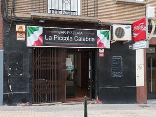 Local Comercial en Calle sevilla 7. Bar-cafeteria con licencias, sin traspaso, venta o alquiler