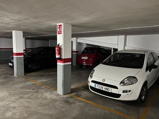 Miete Autoparkplatz in Bartolo reus 19. Parking centro. rampa.