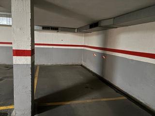 Aparcament cotxe a Esteve pila 12. Venta o alquiler parking plaza grande
