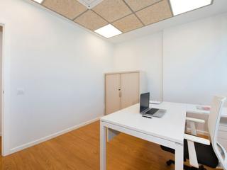 Affitto Ufficio in Carrer de la maquinària 4. Alquiler despacho coworking mallorca