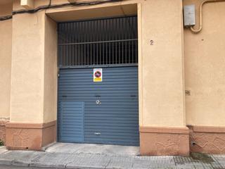 Aparcament cotxe a Pecher 1. Pàrking i magatzem tancat al centre de sant feliu de guíxols