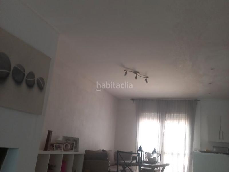 Foto a3a54554-7f2b-4f76-9750-4ea27bc721ff. Casa adosada en avenida vilanova i la geltrú 1 casa para famias a tan solo 100 metros de la playa en Cunit