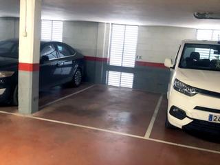 Parking voiture à Carrer pizarro 1