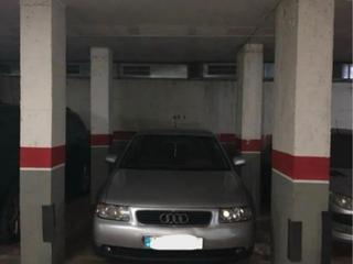 Parking voiture à Ancianitat 92