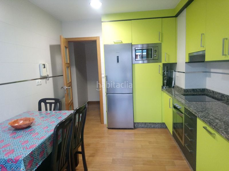 Foto 62c4d744-389f-4756-b8c8-02e395dbe163. Rent duplex in vicedo 7 in Foz