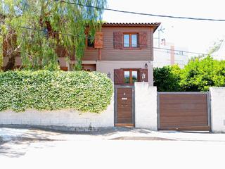 Casa a C/ farola 1. Casa independiente en la urbanización zona estival. salou.