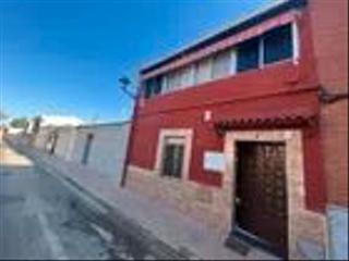 Casa en Huerta  4. Casa independiente en venta en calle huertas, 4 ¡ negociable!