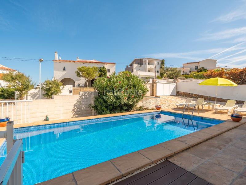 Foto 0281d70c-3ddd-4260-adb8-686a212c9bd7. Casa en punta montgo 66 casa independiente con 2 piscinas y vistas al mar en Escala (L´)