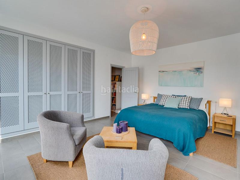 Foto ce97aa30-7b30-4f65-85ec-95b525ff635d. Casa adosada en calle agua 1 modern townhouse with rooftop pool and sea views en Canillas de Albaida