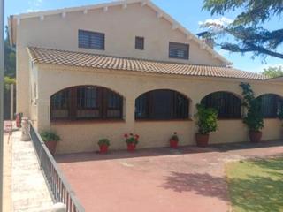 Xalet a Carrer verduna  33. Chalet con piscina les borges blanques