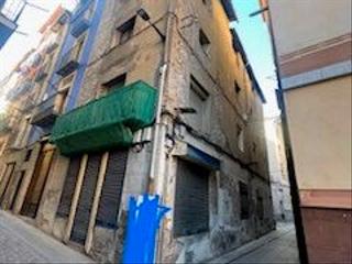 Casa a Carrer de la fruita  1. Casa de 3 plantes
