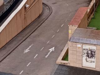 Miete Autoparkplatz in Rambla president macià 11. Parking grande para coche y moto