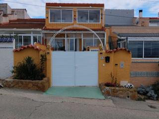 Casa en Calle costa de garraf 7. Maravillosa vivienda