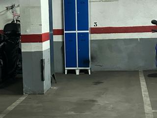 Rent Motorcycle parking in Santander  4. Parking para motos. varias plazas disponibles