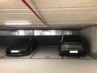 Parking voiture à Vía augusta 39. Últimas 4 plazas de aparcamiento a estrenar en vía augusta / tra