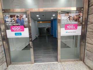 Lloguer Local Comercial a Castelao 12. Excelente local en buena zona