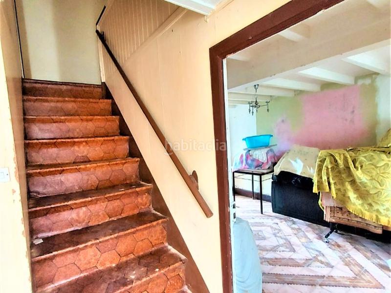 Foto 2a0589e4-66a0-498c-80ad-6f152e84d902. Casa adossada a sixto 15 a Camariñas