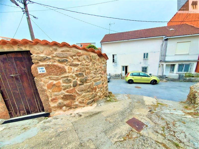 Foto ed329249-f186-468d-b231-fbf8c5159823. Casa adossada a sixto 15 a Camariñas