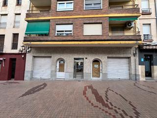 Lloguer Local Comercial a Passeig del comtat 49. Local amplio y bien ubicado