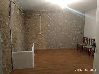 Maison jumelée à Carrer de la mare de déu 20. Casa en pleno núcleo urbano
