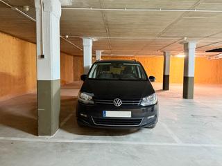 Lloguer Aparcament cotxe a Carrer sant jordi 6. Lloguer plaça de parking per a cotxe gran