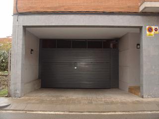 Lloguer Aparcament cotxe a Calle avila 27. Alquiler de garaje en cardedeu