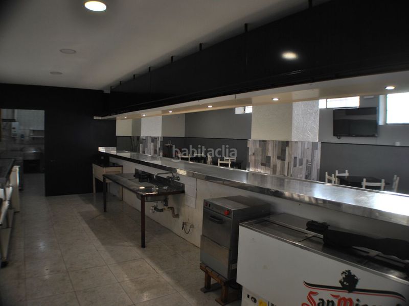 Foto 4041ec3a-6a6d-4af5-bd76-52dd722c6f6b. Local comercial en General Dávila 312 venta local bar en Santander