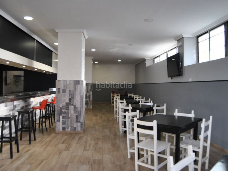Foto e2396b32-5efb-4081-a1c7-3d8becabbf94. Local comercial en General Dávila 312 venta local bar en Santander