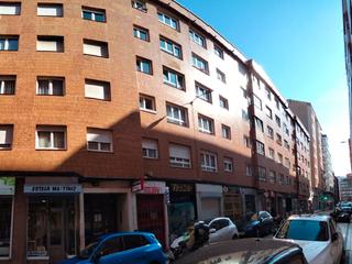 Piso en Adosinda 1. Magnífico piso