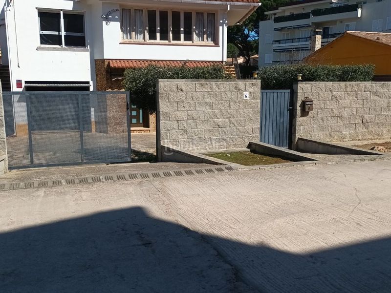 Foto 4109b534-0e3c-4395-b601-78d2750503b1. Casa a dels termes 6 a Riells Escala (L´)