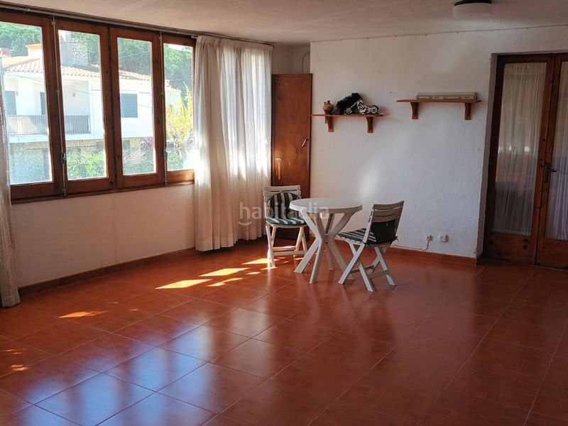 Foto 98cccea3-d1b6-49cc-af6d-0a782cb5917f. Casa a dels termes 6 a Riells Escala (L´)