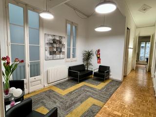 Rent Office space in Carrer de valència 304. Despacho compartido al lado de pg. gràcia y diagonal