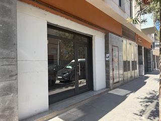 Lloguer Local Comercial a Canonge doctor auguet 52. Local centro, junto doctor reig, reformado