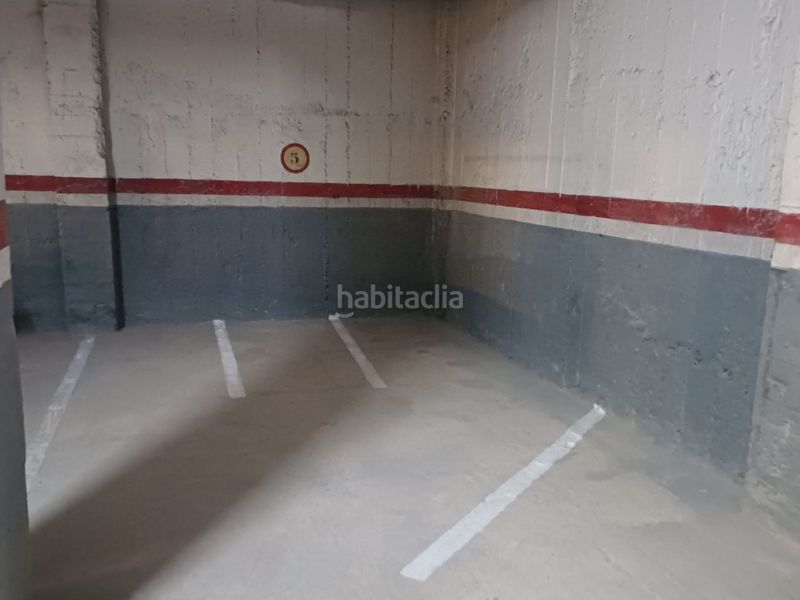 Foto d9b2080e-5a14-4f0b-bbad-2ab1b811ed70. Alquiler parking moto en riera miro 2 parkings de moto centro en Reus