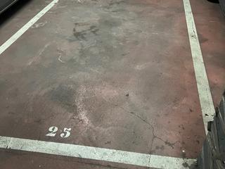 Parking voiture à Ronda ramon otrro pedrayo 17. Pocos vecinos