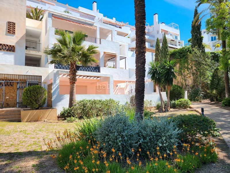 Foto 863d1f8a-4940-458d-90e3-635c8c95062e. Piso en calle camelia 75 fantástico apartamento junto a el campo de golf de torrequebrada en Benalmádena