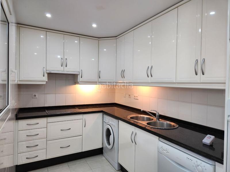 Foto c28cb09d-dcbe-4f0b-bceb-33ab14b4c4c2. Piso en calle camelia 75 fantástico apartamento junto a el campo de golf de torrequebrada en Benalmádena