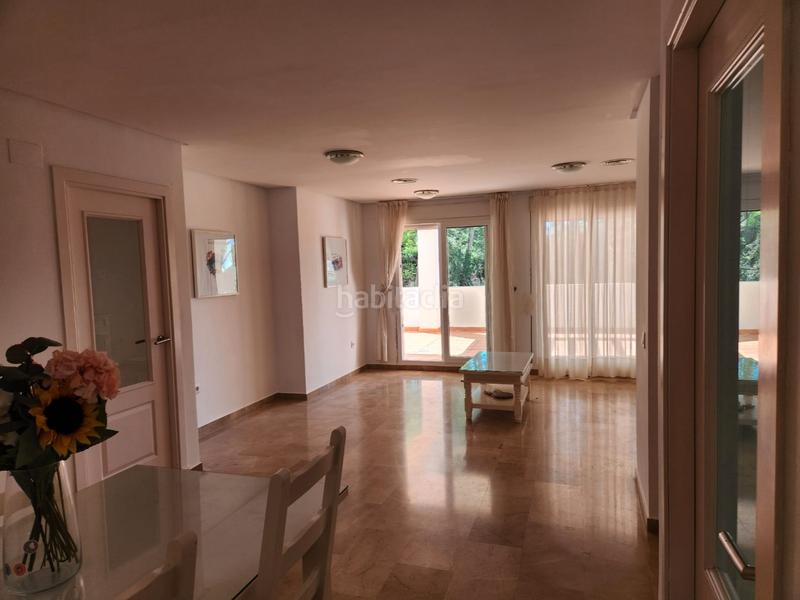 Foto cc36db85-2af5-4efe-ae3b-7e92b7253058. Piso en calle camelia 75 fantástico apartamento junto a el campo de golf de torrequebrada en Benalmádena