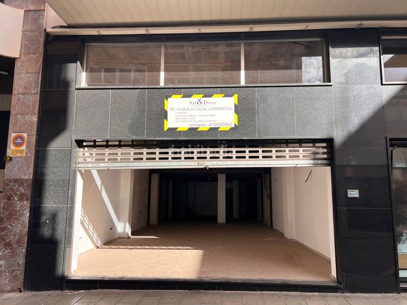 Foto aef4a670-c85a-4ad3-9f85-5c4959902135. Rent business premise in pi y margall 3 in Plaza Castelar - Mercado Central Elda
