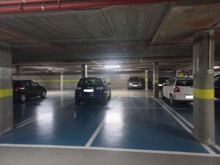 Location Parking voiture à Calle central 6. Particular alquila cochera en parque empresarial, murcia