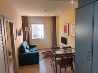Location Appartement à Avenida republica argentina  1. Por meses a trabajadores. se alquila todo incluido, con garaje