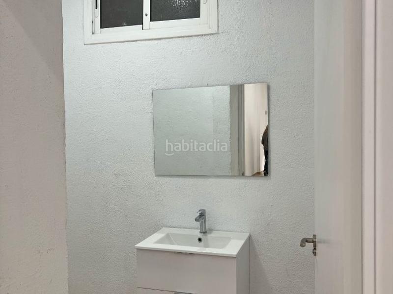 Foto 29ceff79-965e-4d5d-b368-99ff2c1c2d00. Rent business premise in moianes 63 in Hostafrancs Barcelona