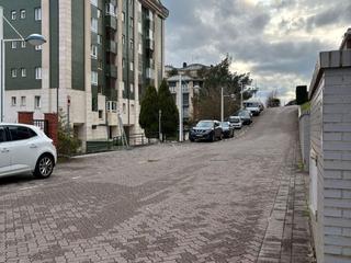 Lloguer Aparcament cotxe a Ernest llunch 3. Garaje en calle ernest llunch 3