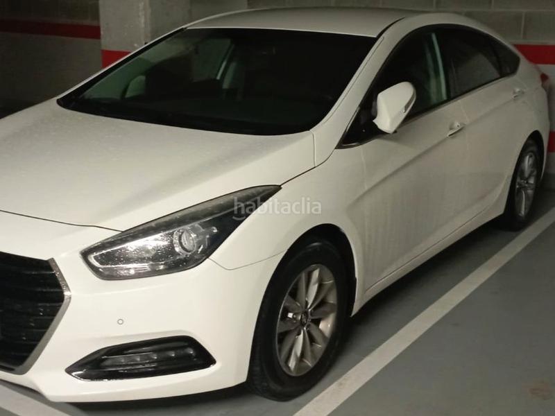 Foto bcfd95d1-f361-435c-a1af-da04c01f5c70. Miete autoparkplatz in ernest llunch 3 in La Pereda Santander