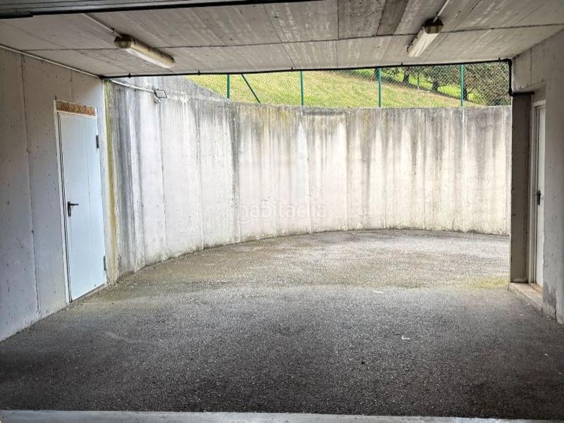 Foto c9728dde-3c05-4753-91ed-2910571024a8. Rent car parking in ernest llunch 3 in La Pereda Santander