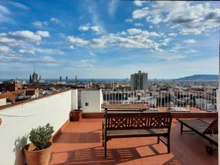 Ático en Passeig d'amunt 0. Ático - dúplex en venta con licencia hut