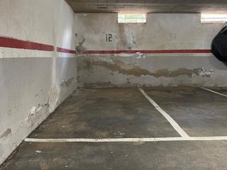 Parking voiture à Costa daurada 38. Plazas de parking en sant vicenç de montalt