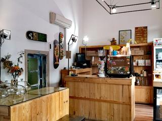 Umzug Geschäftsraum in Carrer de bailèn 210. Local en gracia