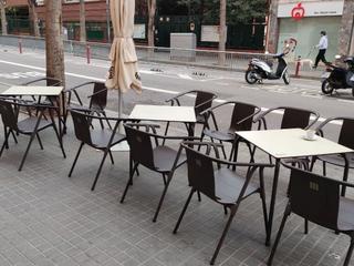 Umzug Geschäftsraum in Calle joan güell  123. Estado muy bien
